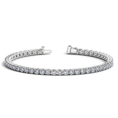 Detail view of 6.00 ct lab-grown diamond tennis bracelet in 14K Solid Gold, four-prong setting — DEEVE