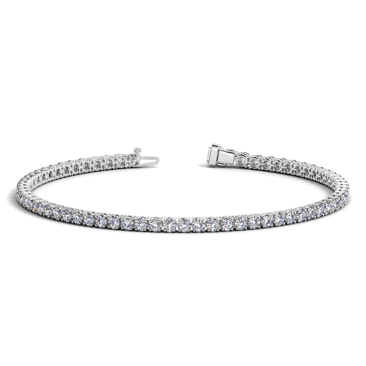 Diamond tennis bracelet in 14K white gold, full view