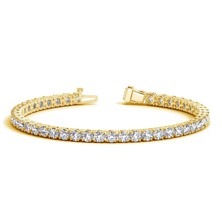 Detail view of 10.00 ct lab-grown diamond tennis bracelet in 14K Solid Gold, four-prong setting — DEEVE