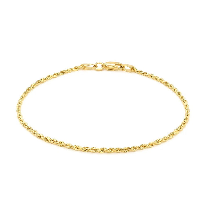 Diamond-cut rope bracelet in 14K yellow gold, 1.60mm, laid flat in a circle