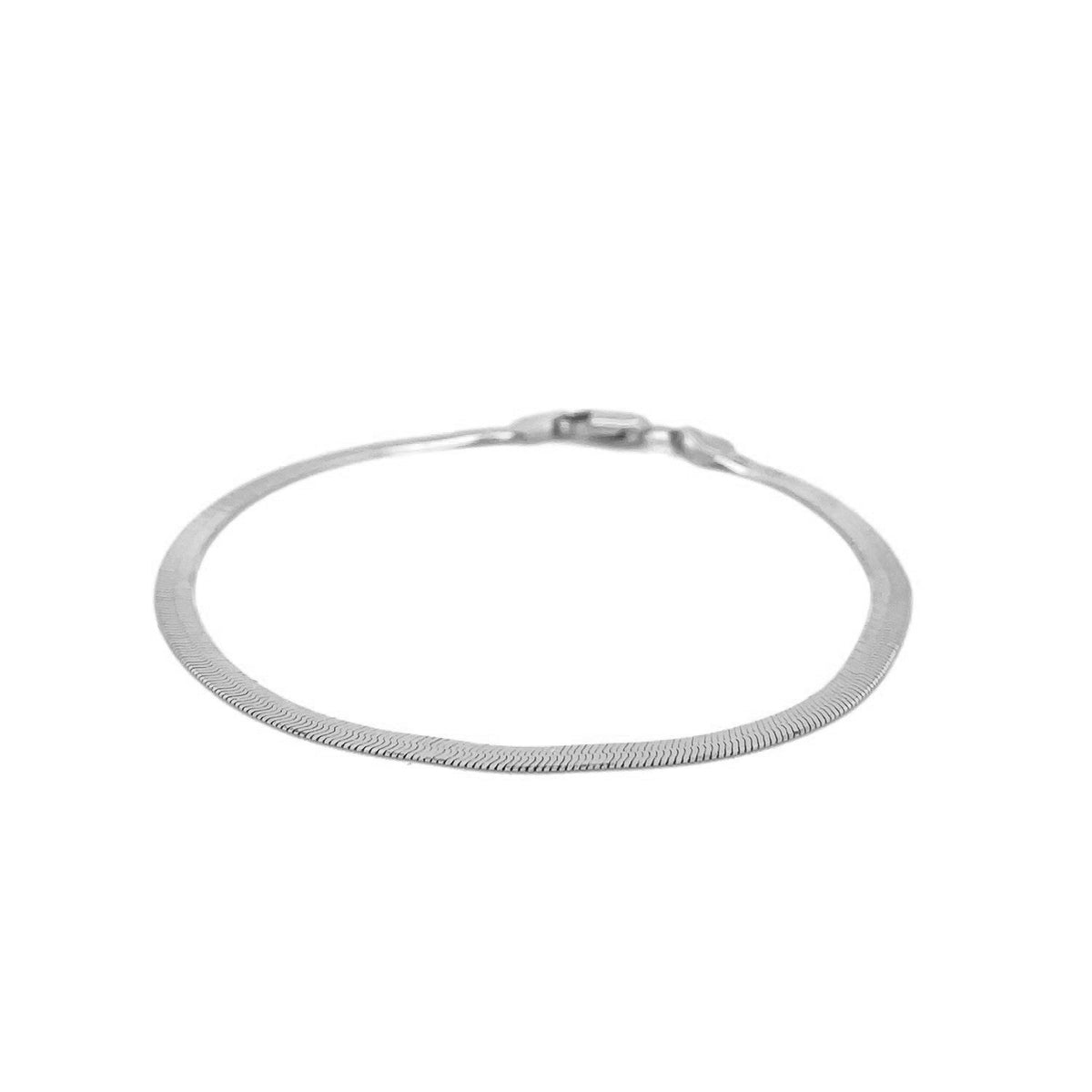 Super Flex herringbone bracelet in 14K white gold, 2.80mm, laid flat in a circle