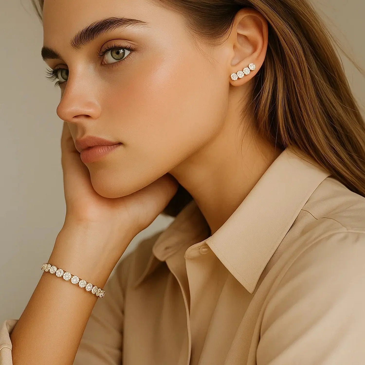 Side profile of 7.00 ct lab-grown diamond tennis bracelet in 14K Solid Gold, box clasp — DEEVE