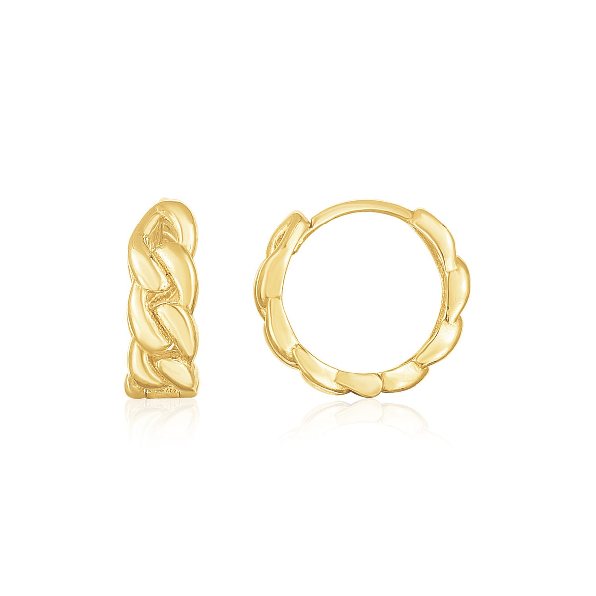 Curb chain huggie earrings in 14K yellow gold, side and front view