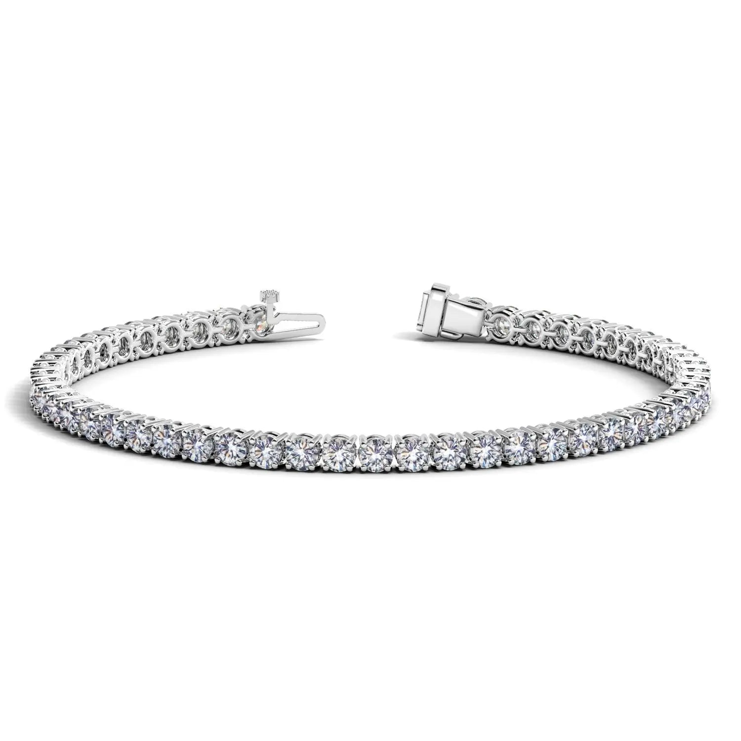Detail view of 6.00 ct lab-grown diamond tennis bracelet in 14K Solid Gold, four-prong setting — DEEVE